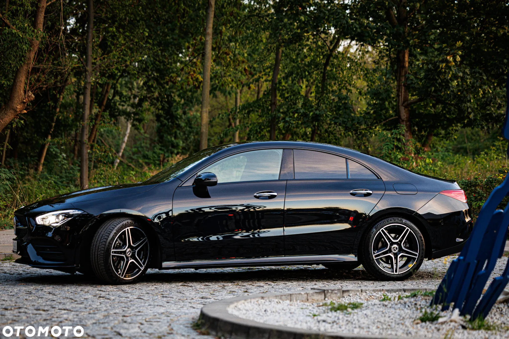 Mercedes-Benz CLA 220 4-Matic 7G-DCT - 2