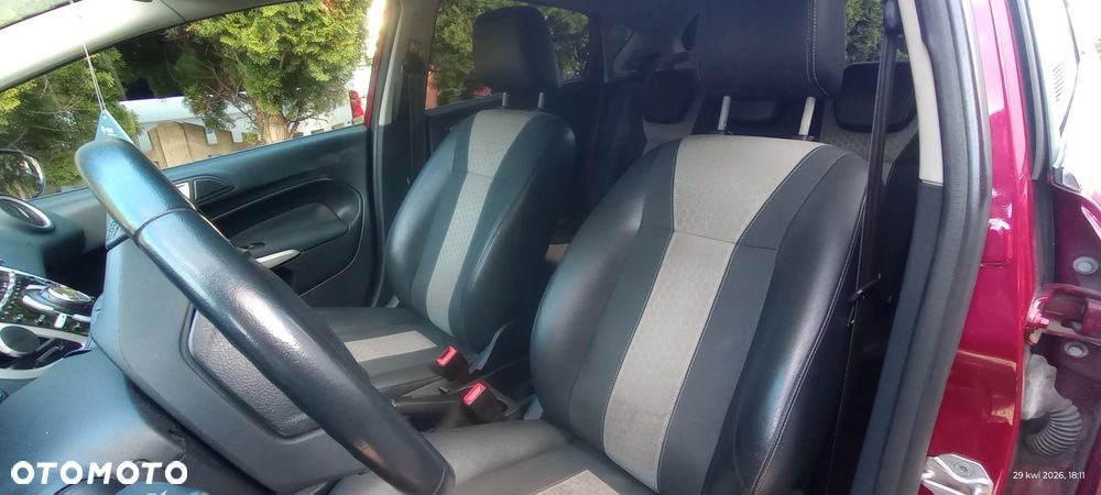Ford Fiesta 1.6 Ti-VCT Titanium - 11