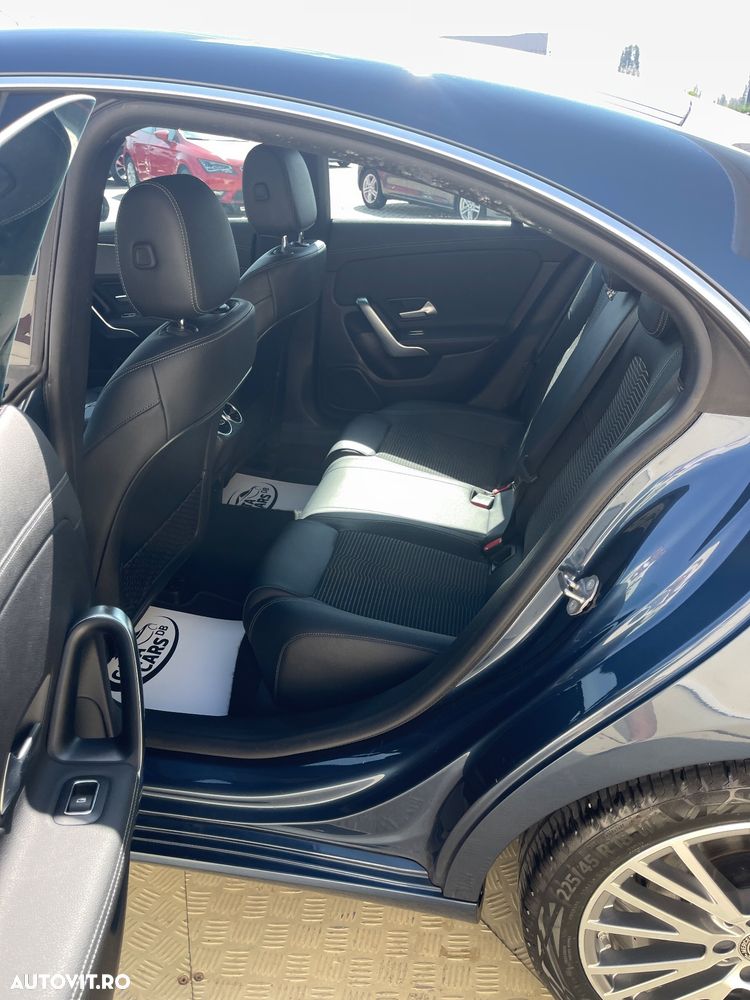 Mercedes-Benz CLA 200 7G-DCT - 27