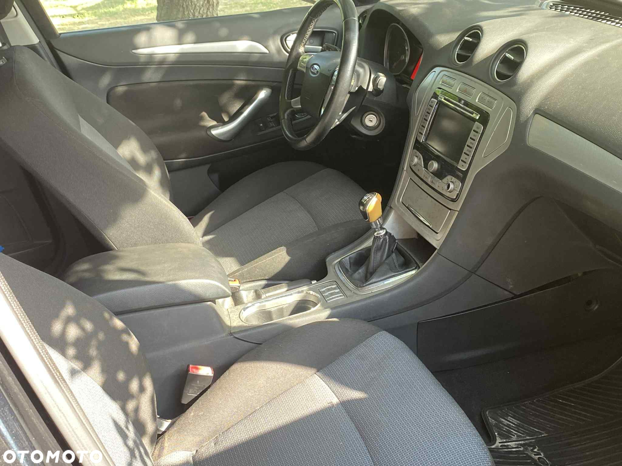 Ford Mondeo 2.0 TDCi Ghia - 4