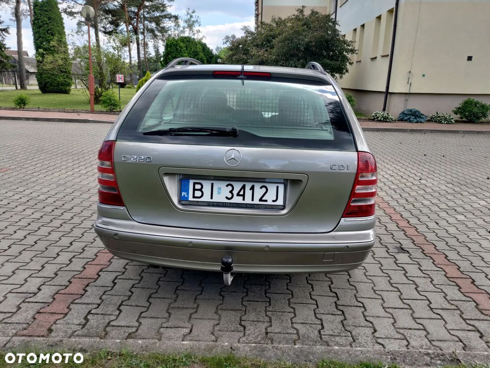 Mercedes-Benz Klasa C 220 T CDI Elegance - 9