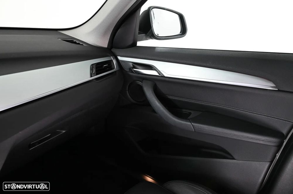 BMW X1 16 d sDrive - 27