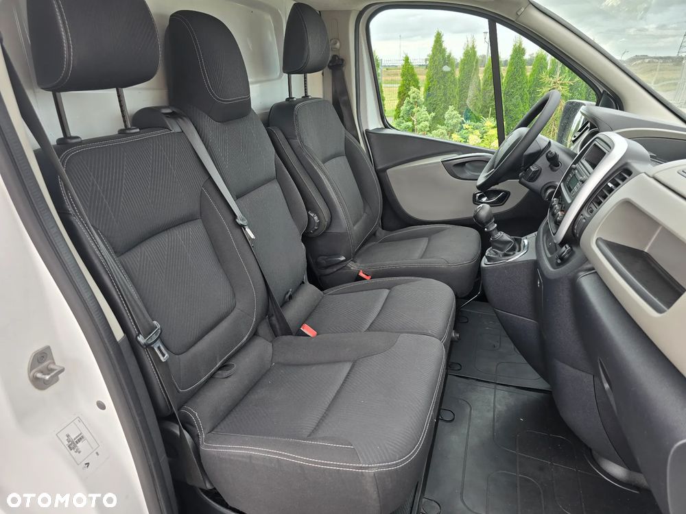 Renault Trafic - 10