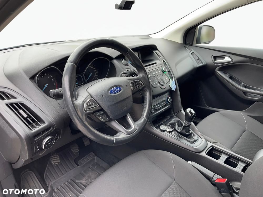 Ford Focus 1.6 Gold X - 9