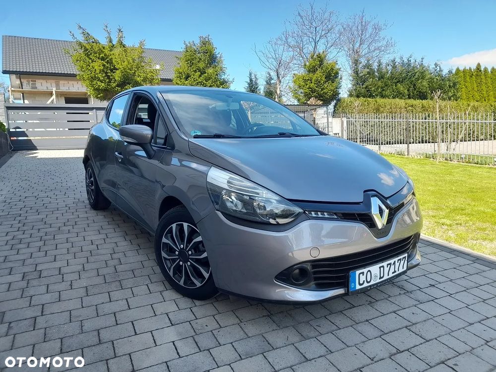 Renault Clio - 1