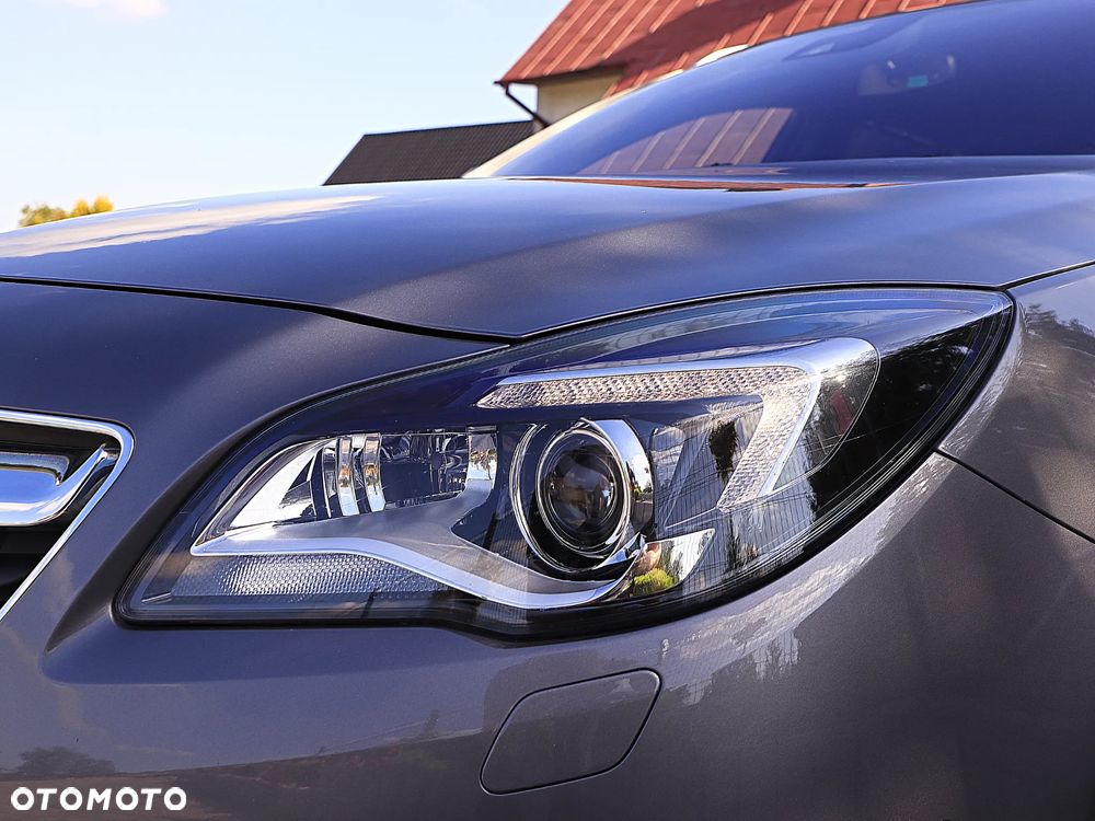 Opel Insignia - 35