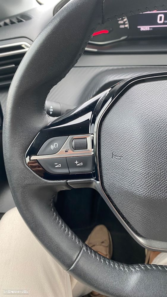 Peugeot 208 1.2 PureTech Active - 29
