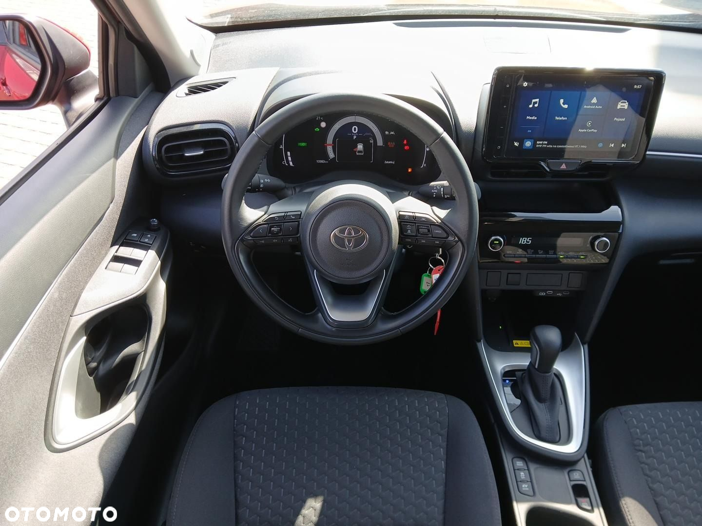 Toyota Yaris Cross Hybrid 1.5 Comfort - 29