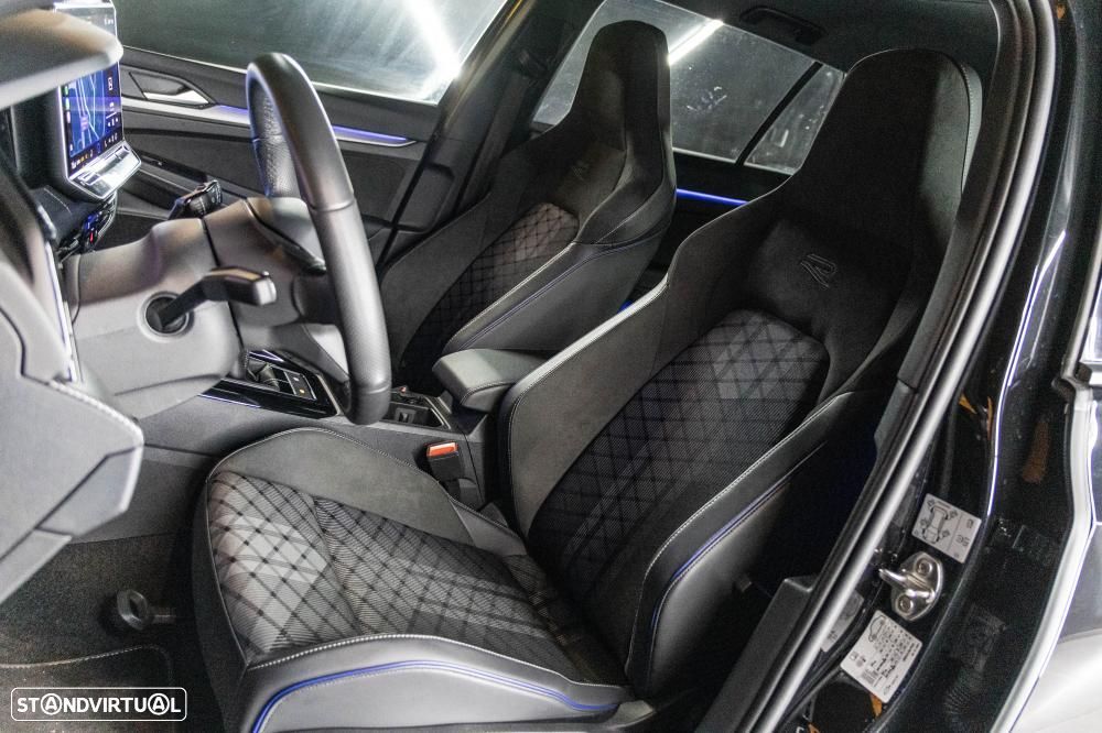 VW Golf Variant 1.5 TSI R-Line - 47