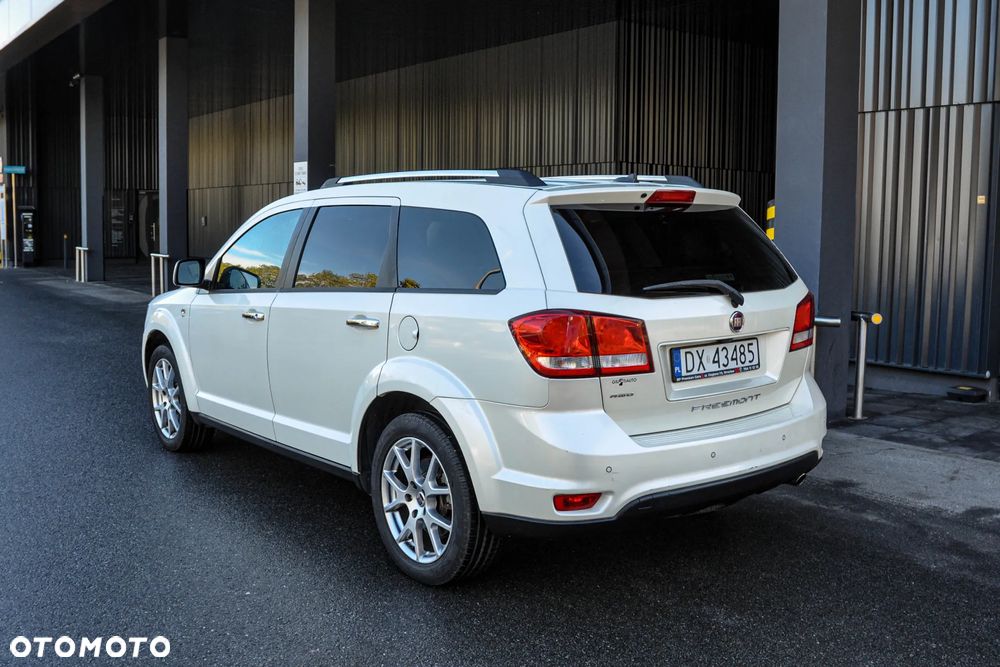 Fiat Freemont 2.0 Multijet Lounge AWD - 3