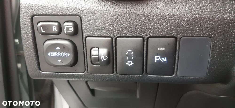 Toyota Auris 1.8 VVT-i Hybrid Automatik START Edition - 5