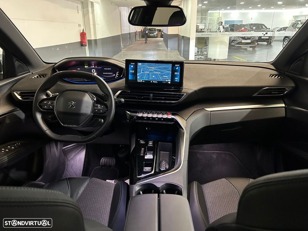 Peugeot 5008 1.5 BlueHDi Allure EAT8 - 19