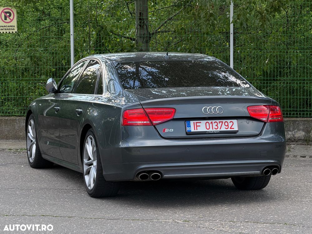 Audi S8 Plus 4.0 TFSI quattro Tiptronic - 4