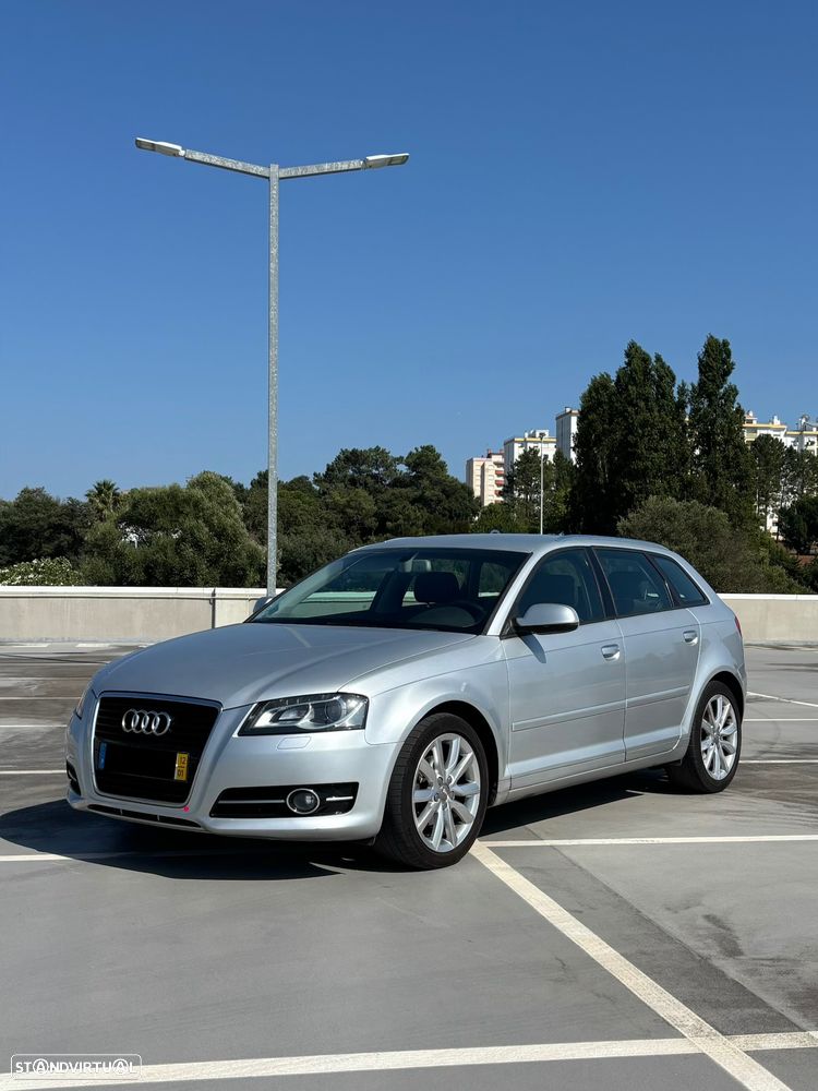 Audi A3 Sportback 1.6 TDI Attraction - 1