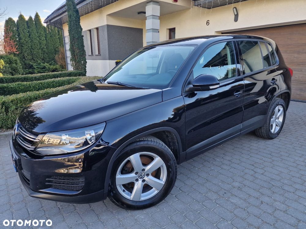 Volkswagen Tiguan 2.0 TDI DPF BlueMotion Technology Trend & Fun - 1