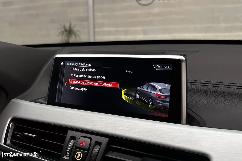 BMW X1 25 e xDrive Pack M - 38