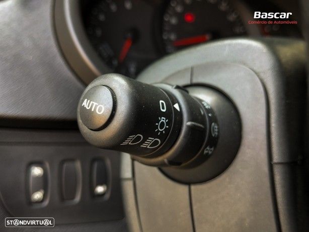 Renault Kangoo 1.5 dCi Business 3L S/S - 24