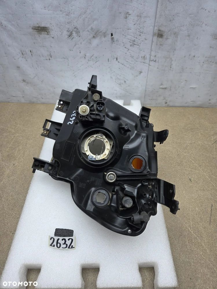 Ford Ranger 11-16r IV 4 V 5 Lampa prawa prawy przód przednia - 8