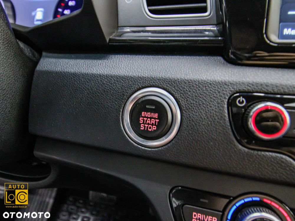 Kia Niro 1.6 GDI Plug-in Hybrid L Business Line - 32