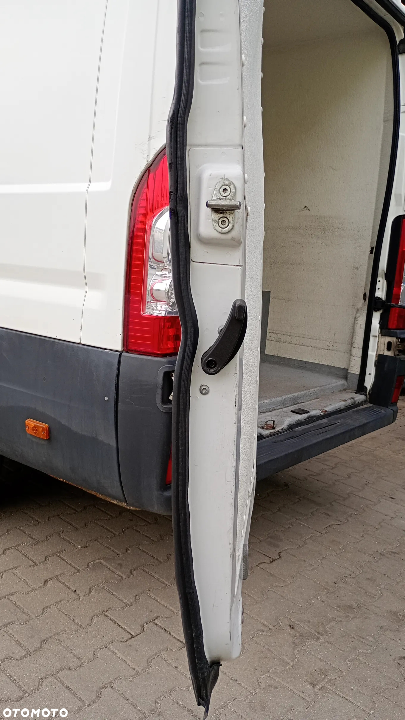 F.V Drzwi tylne wysokie uzbrojone KOMPLETNE Fiat DUCATO PEUGEOT BOXER FIAT DUCATO CITROEN JUMPER Zawiasy 270 stopni - 5