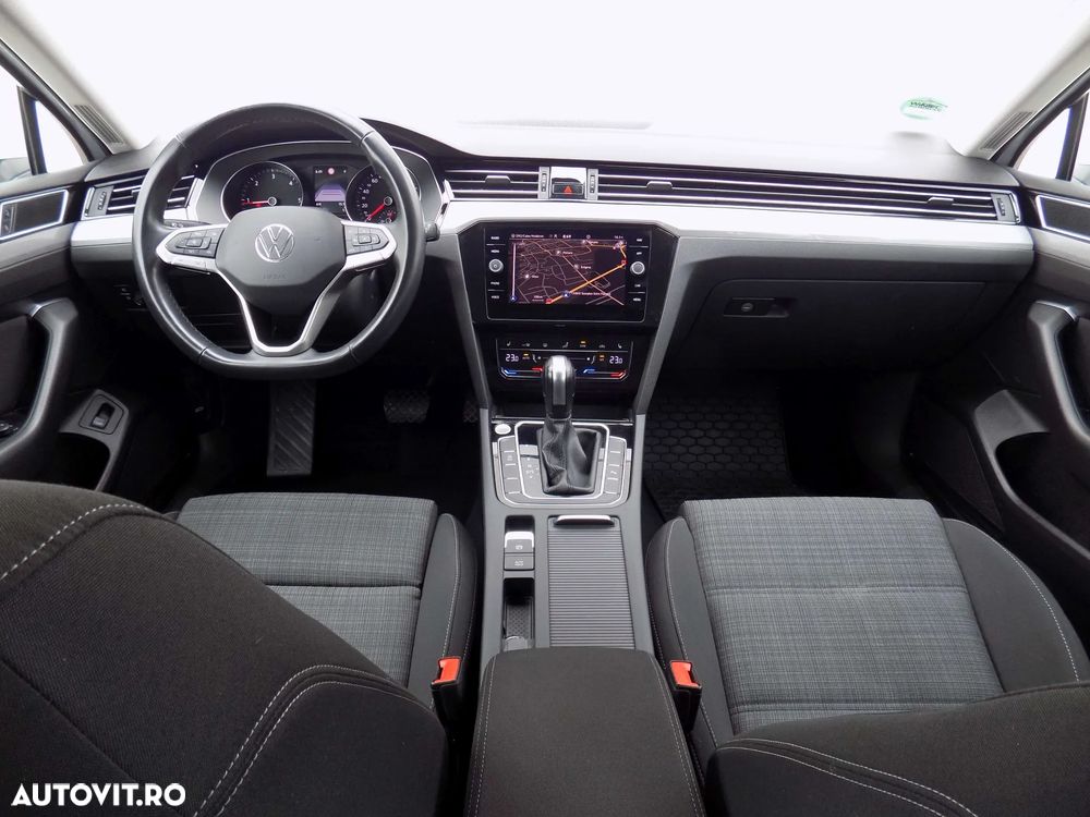 Volkswagen Passat 2.0 TDI SCR DSG Business - 9