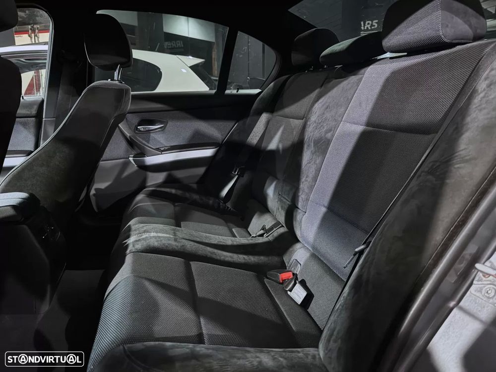 BMW 320 d - 17