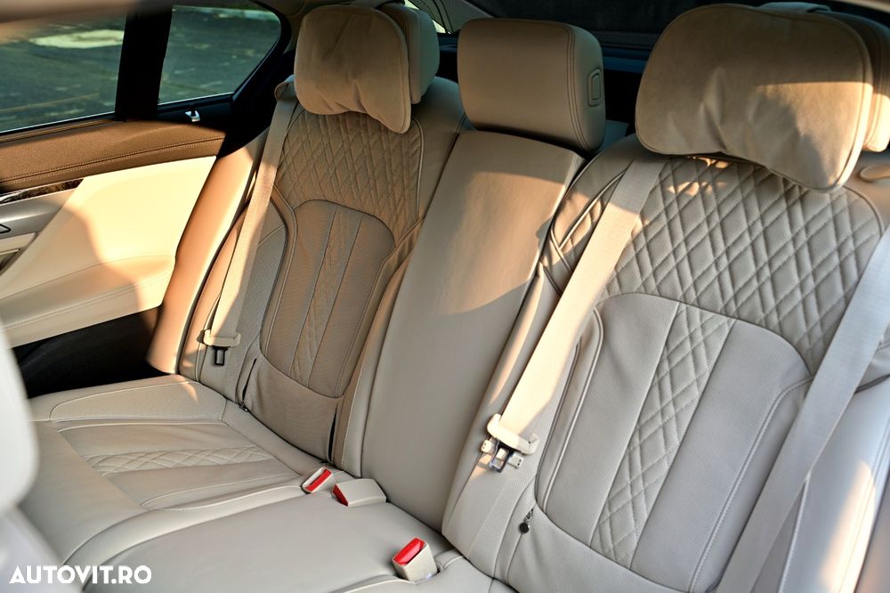 BMW Seria 7 745Le - 18
