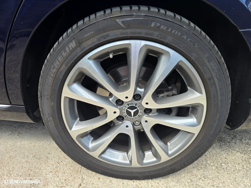 Mercedes-Benz E 220 d Avantgarde - 15