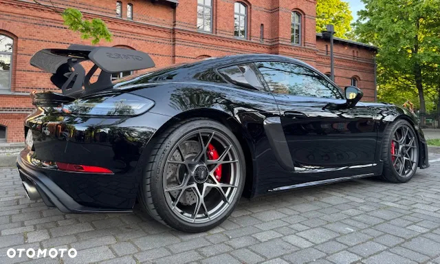 Porsche 718 Cayman GPF GT4 RS PDK - 9