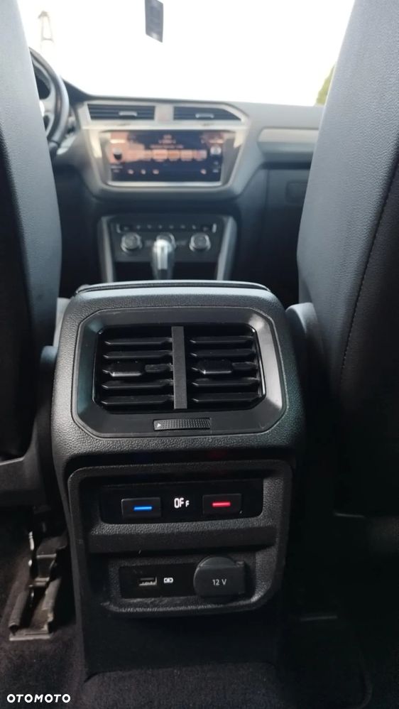 Volkswagen Tiguan - 12