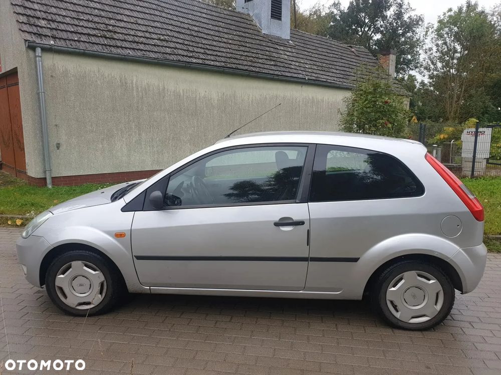 Ford Fiesta 1.3 - 2