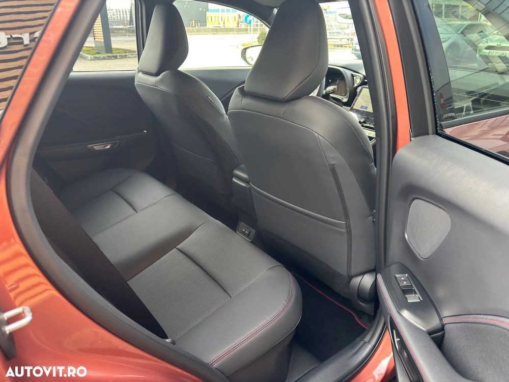 Lexus LBX 1.5 HEV 4x2 CVT Emotion - 18