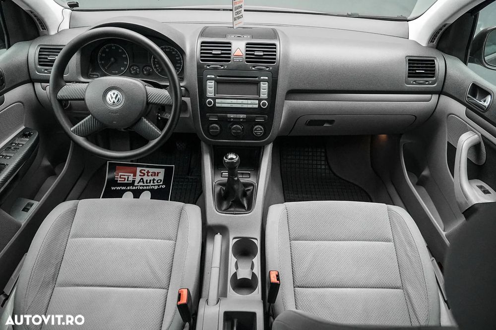 Volkswagen Golf 1.6 FSI Individual - 8