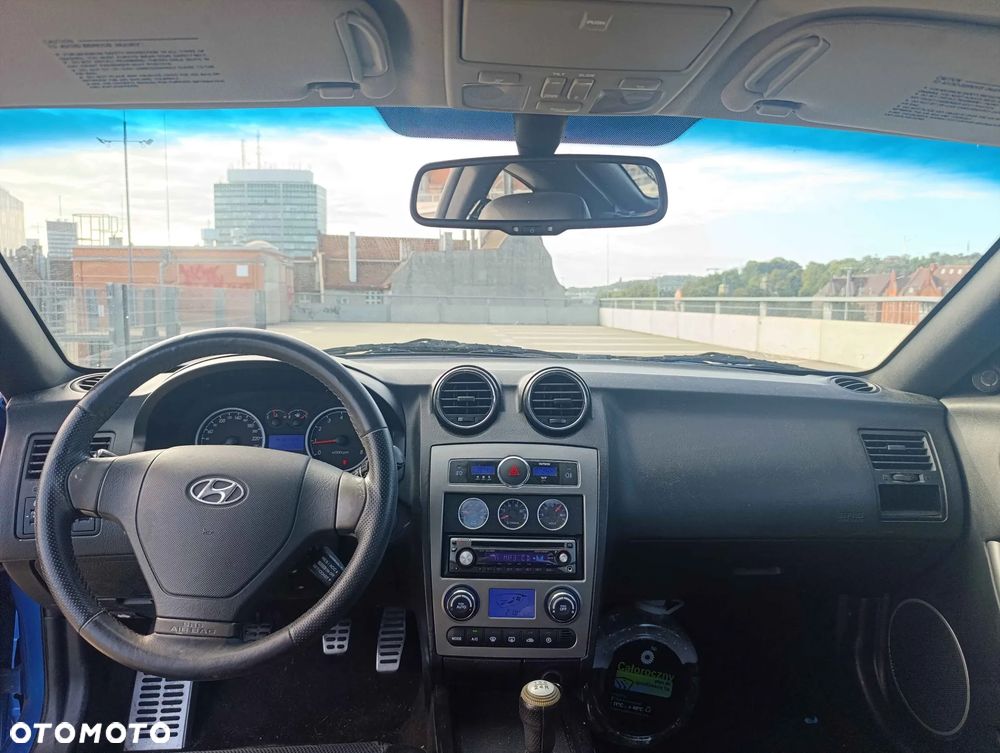 Hyundai Coupe 2.0 Dynamic - 11