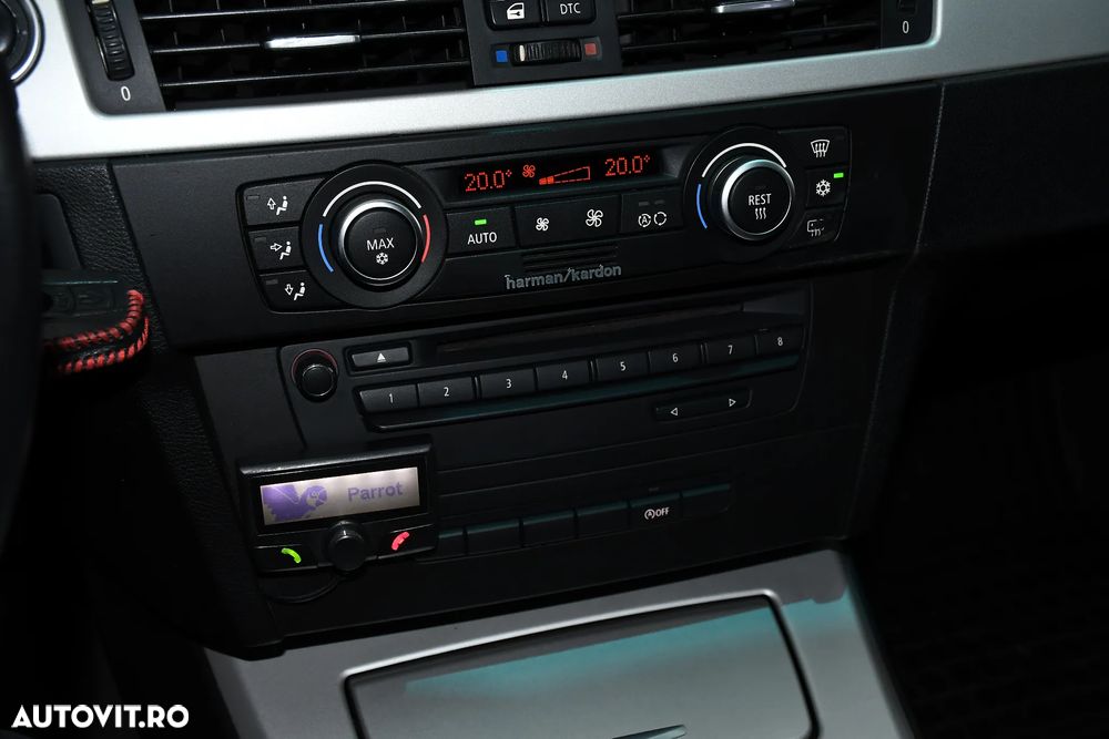 BMW Seria 3 318d - 23