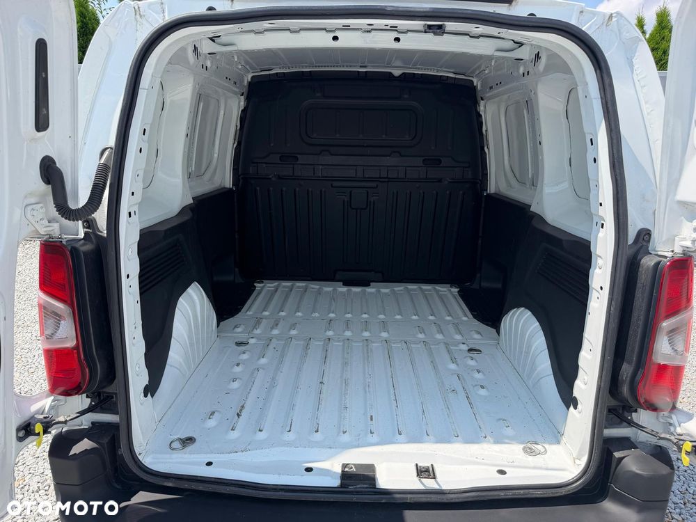 Opel Combo - 12