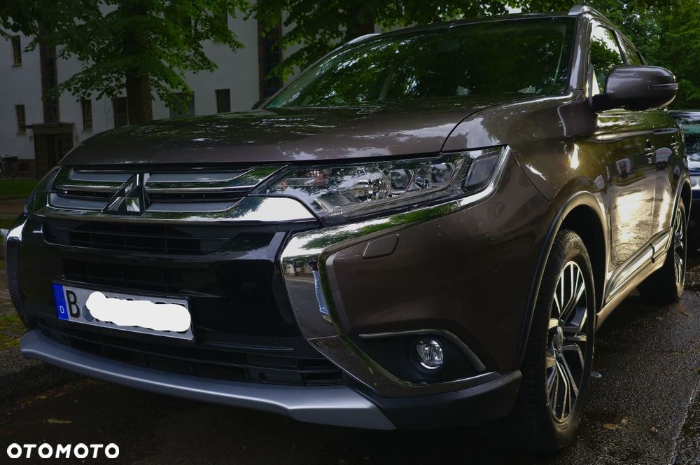 Mitsubishi Outlander 2.0 4WD CVT Edition+ - 10