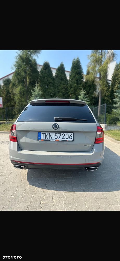 Skoda Octavia 2.0 TDI RS - 10