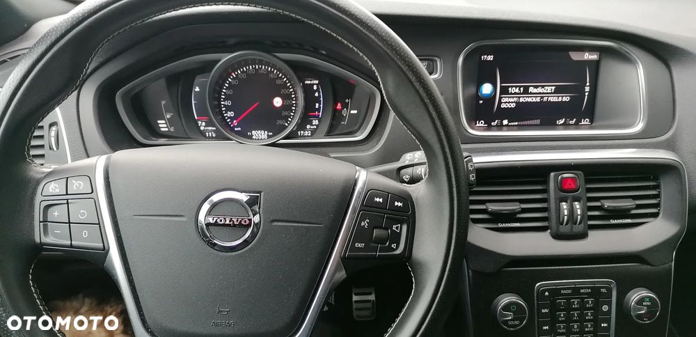 Volvo V40 T3 Drive-E R-Design Momentum - 14