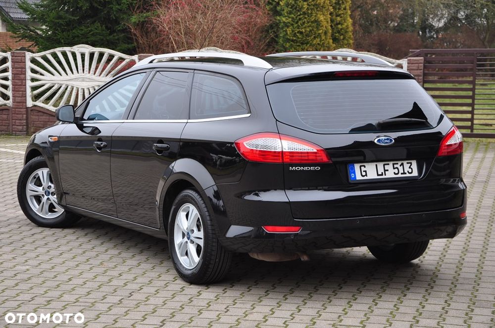 Ford Mondeo 2.0 Titanium - 29