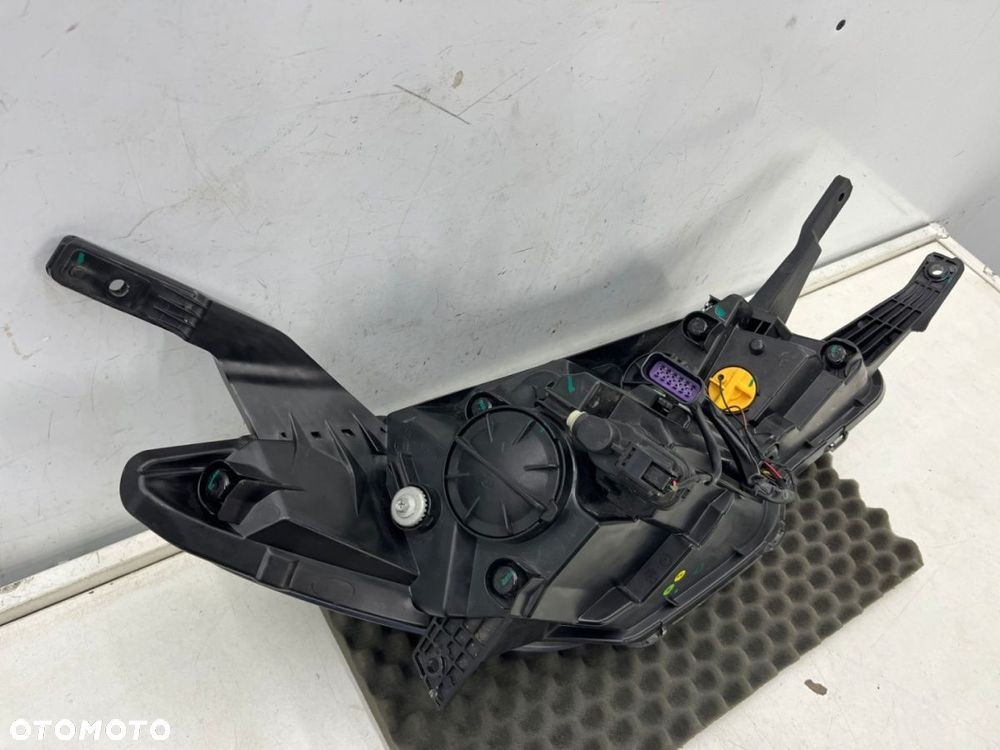 Lampa reflektor MG ZS I MG VS 17-19r.  lewa przednia soczewka + LED Europa oryginalna lewy przód - 12