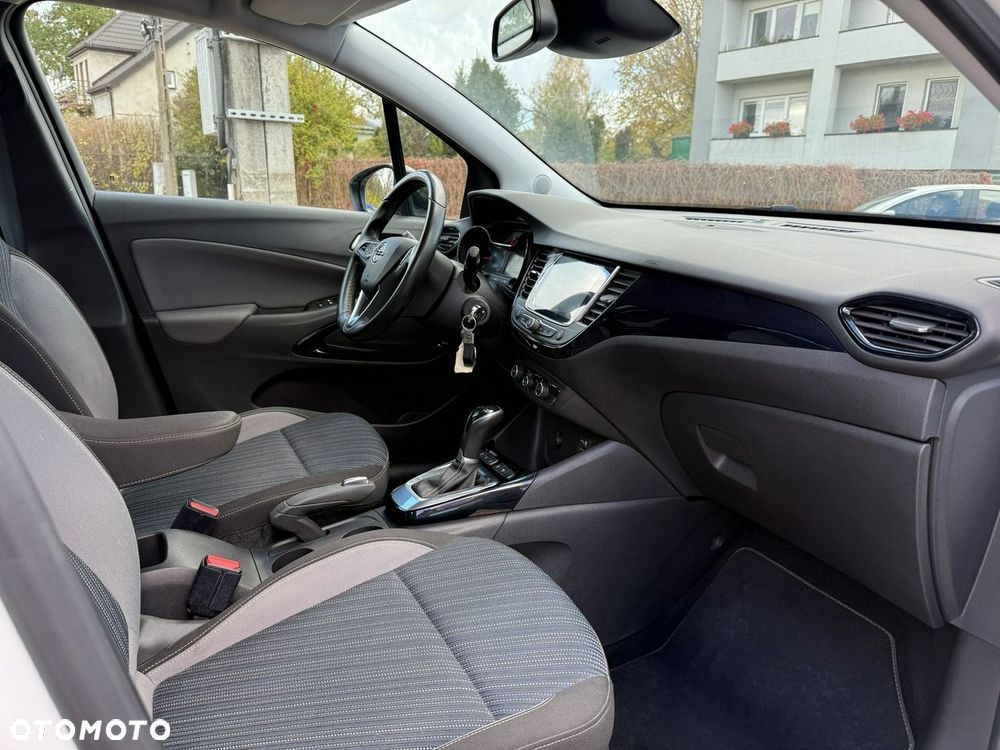 Opel Crossland X - 9