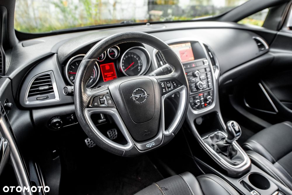 Opel Astra OPC Start/Stop - 15