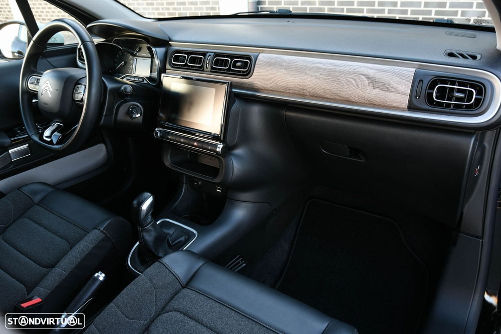 Citroën C3 1.2 PureTech Shine — fotografia 10