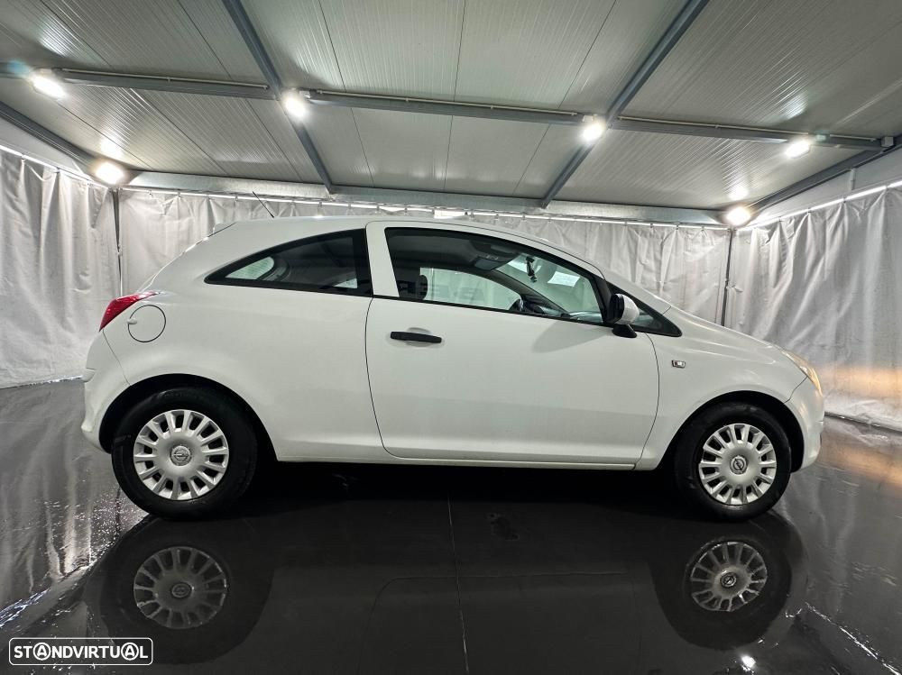 Opel Corsa Van 1.3CDTi 75cv - 11