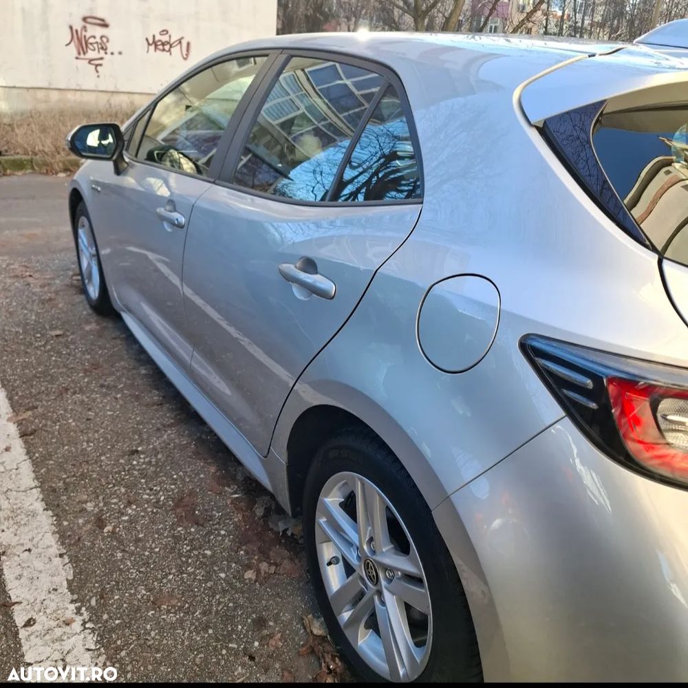 Toyota Corolla 1.8 HSD Dynamic - 9