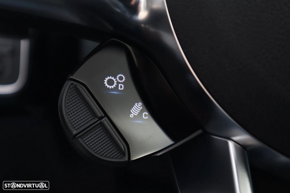Mercedes-Benz CLA 45 AMG S 4Matic+ Speedshift 8G-DCT Line Premium - 34