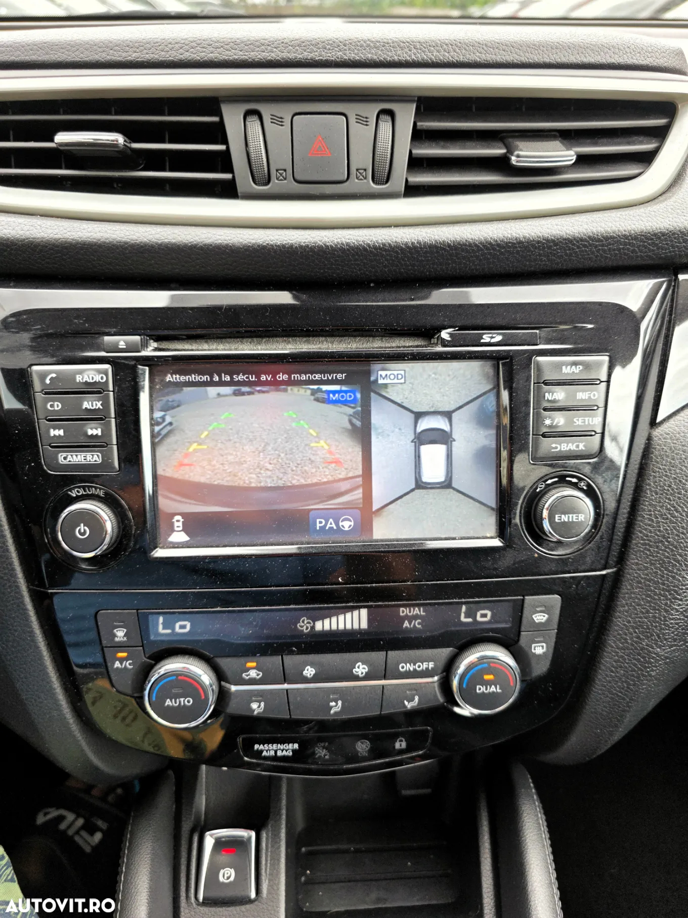 Nissan Qashqai 1.6 DCI Start/Stop Tekna - 25