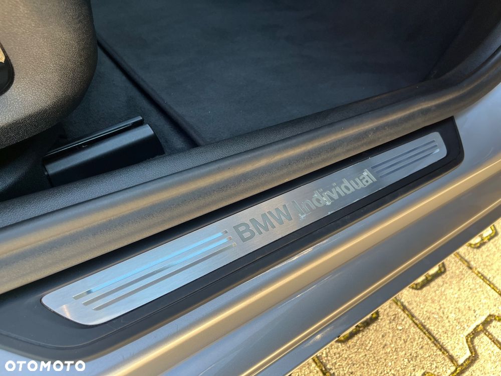 BMW Seria 5 540i xDrive GPF Luxury Line - 28