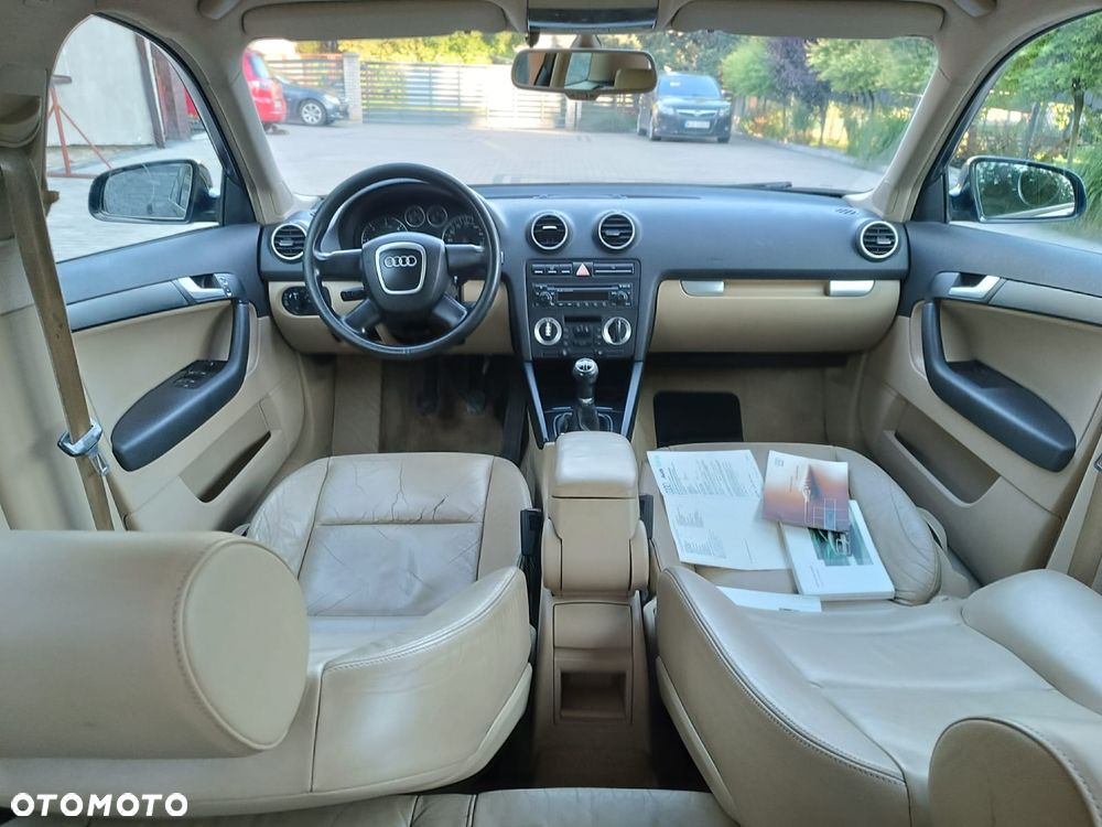 Audi A3 Sportback 1.9 TDI S line Sportpaket plus - 10